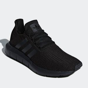 Adidas Swift run running shoes